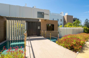 Modern Duplex Penthouse in Royal Banus Roof Top!